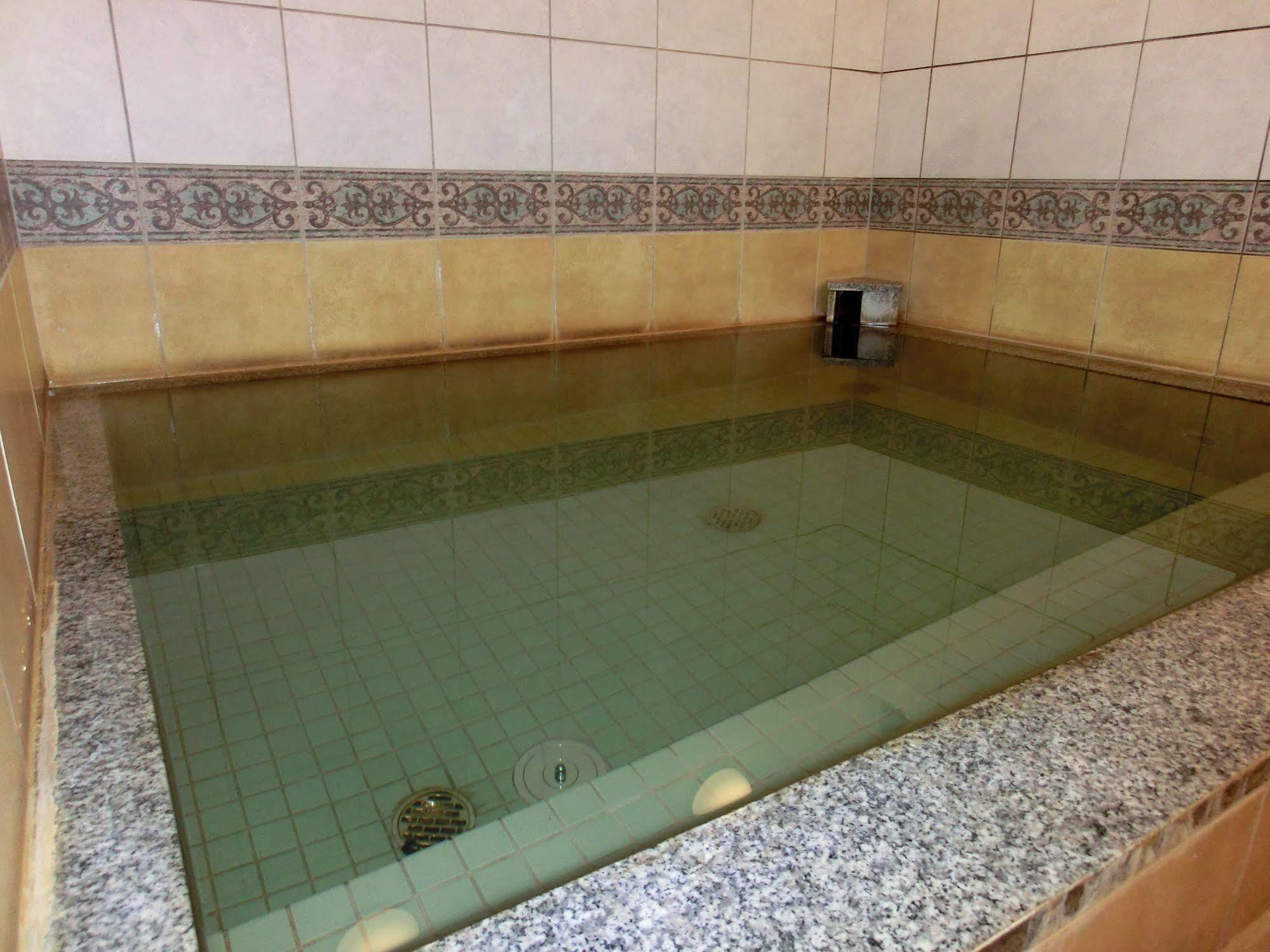 Oyado Iguchi Hotel Такаяма Екстериор снимка